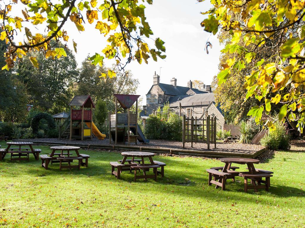 Wheatsheaf, Baslow By Marston'S Inns Extérieur photo